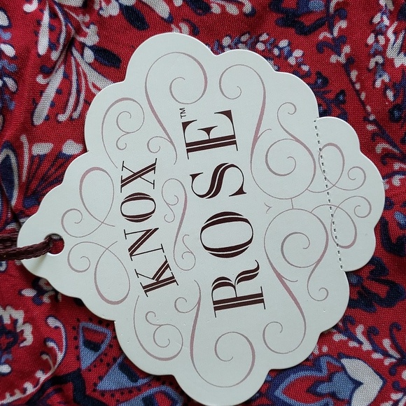 NWT Knox Rose Women's SZ L High Elastic Waist Red Paisley Shorts W/ Pockets - Picture 3 of 13